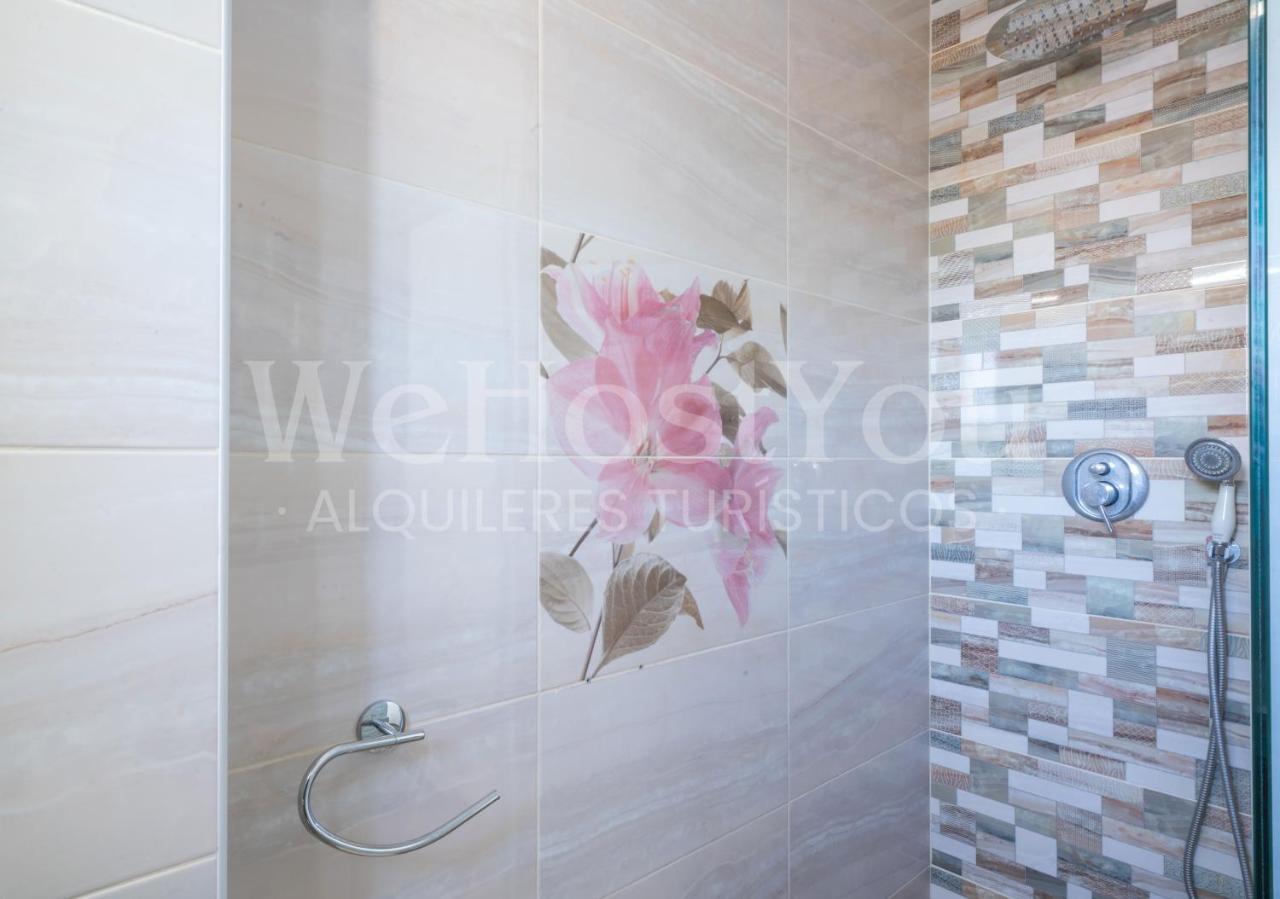 Welhomy - Superbe Maison Roses, Carner